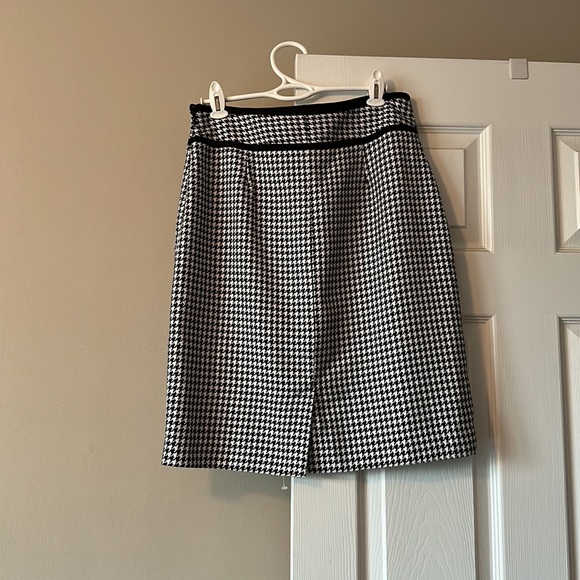 Work skirt - Picture 2 of 3